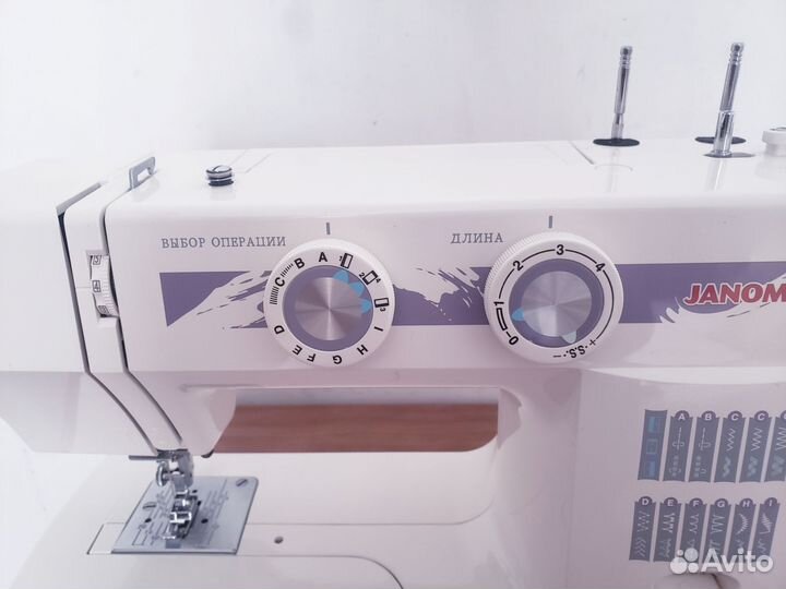 Швейная машина Janome тм2016
