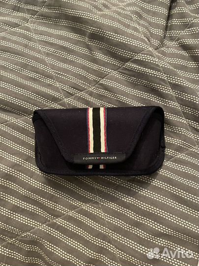 Очки tommy hilfiger