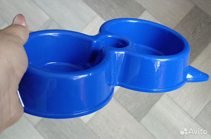 Миска для животных с дозатором воды