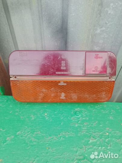 Задние стекла на фары ваз 2103 (2 штуки)