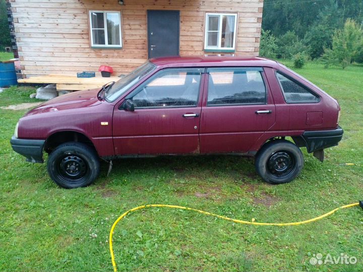 ИЖ 2126 1.7 МТ, 2002, 40 000 км