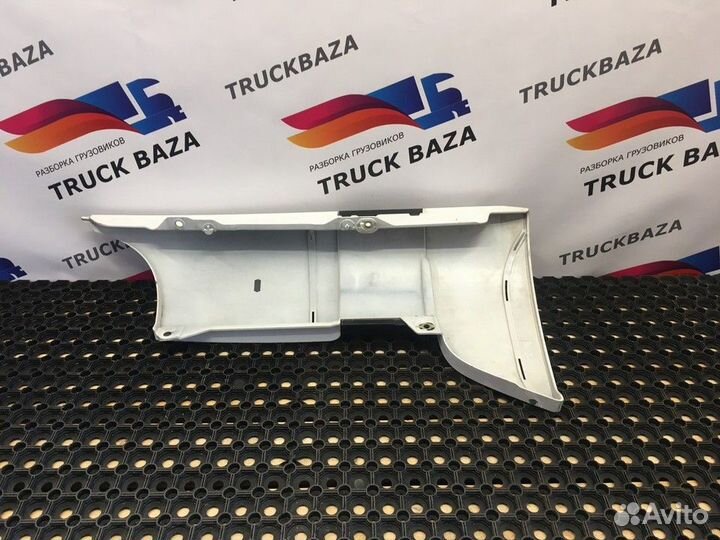 Дефлектор кабины правый Mercedes-Benz Actros