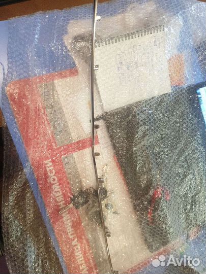 Молдинг решетки радиатора нижний (хром) ML W166 /G