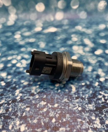 Датчик давления топлива в рампе 0 281 006 914