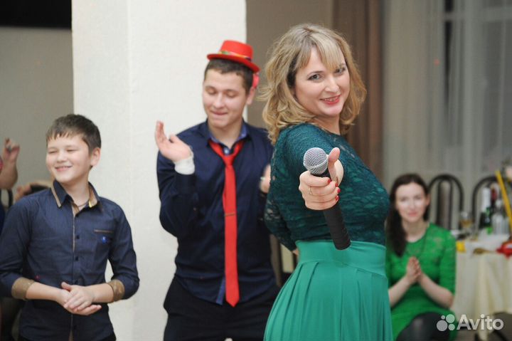 Ведущая Тамада и Диджей на Свадьбу Юбилей