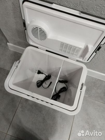 Автомобильный холодильник 12в, 220в