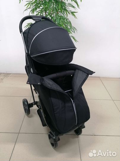 Новая коляска Luxmom V3 (Black)