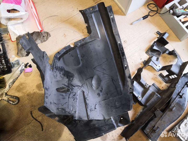 Локер перед левый задняя часть бмв е70 х5 2010г