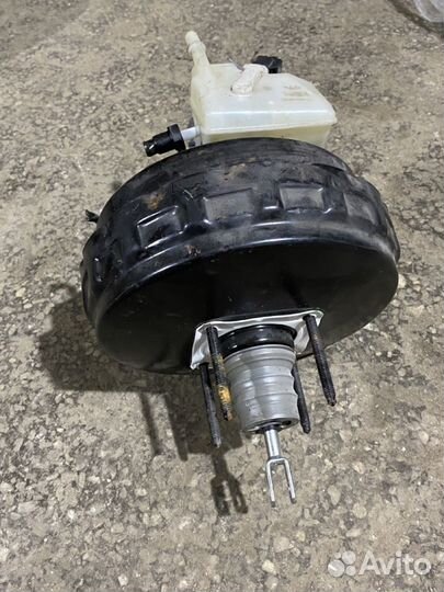 Главный тормозной цилиндр Б/У CV612B195HA