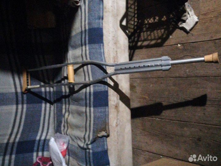 Костыли подмышечные