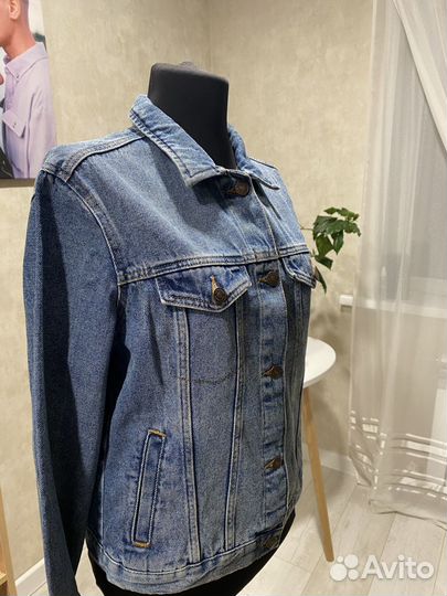 Джинсовая куртка