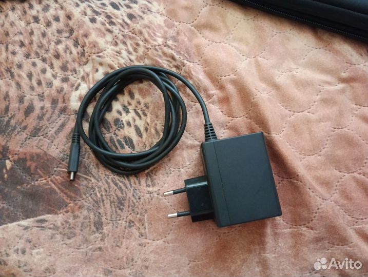 Nintendo switch 2rev + 15игр