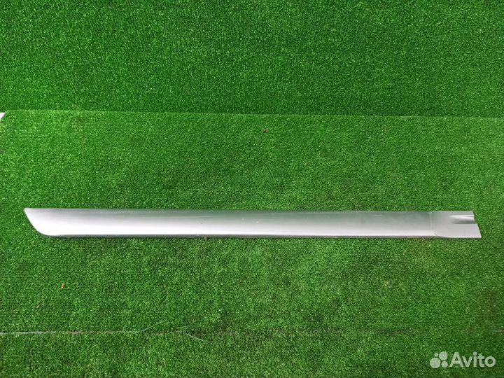 Молдинг на дверь задний правый Mitsubishi Lancer