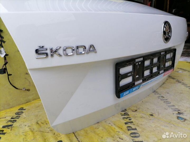 Крышка (дверь) багажника Skoda Rapid 2013-2020 1.6