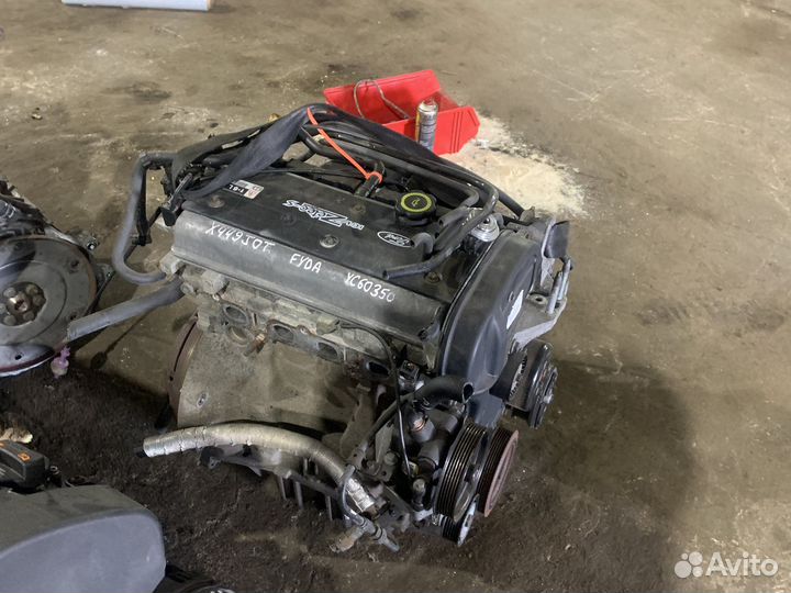 Двигатель Ford Focus 1 1.8 1.6