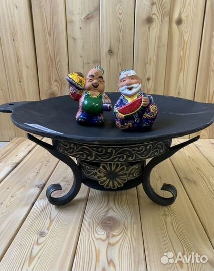 Садж чугунный с подставкой 40 см