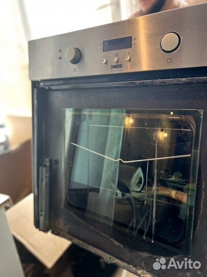 Духовой шкаф