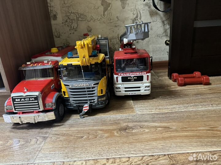 Детские машинки Bruder