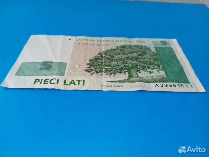 Банкнота 5 лат Латвия 2007 год В отличном состояни