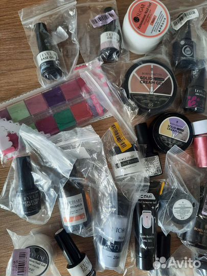 Гель лаки, втирки, гели и тд