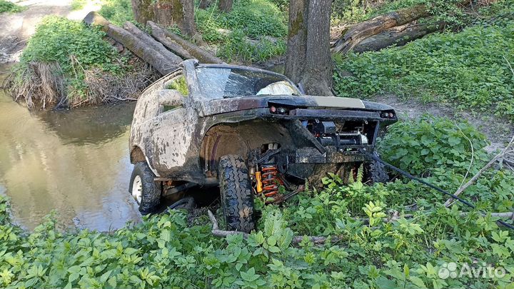 LADA 4x4 (Нива) 1.7 МТ, 2001, 150 000 км