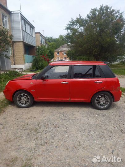 LIFAN Smily (320) 1.3 МТ, 2013, битый, 100 000 км