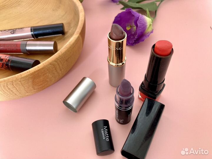 Губная помада пакетом