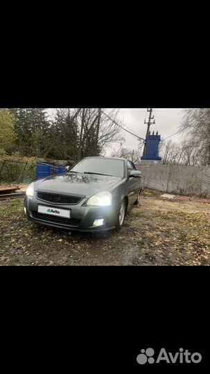 LADA Priora 1.6 МТ, 2013, 200 000 км