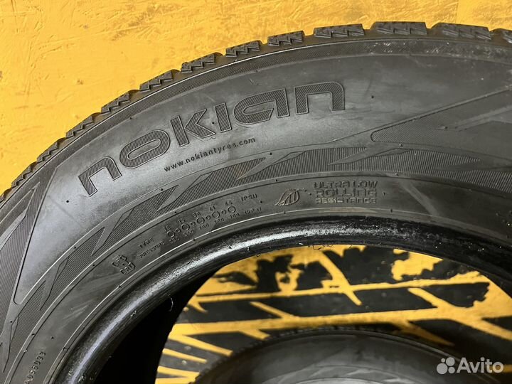 Nokian Tyres Hakkapeliitta R2 SUV 235/65 R17