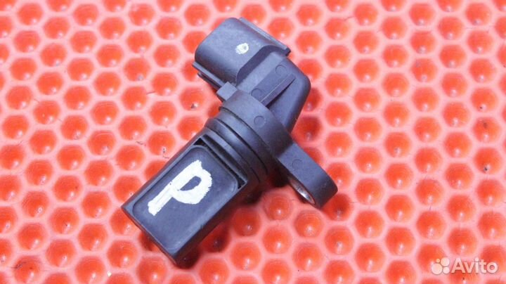 Датчик распредвала Nissan Cefiro GF-A33 VQ20DE A29