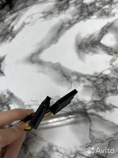 Переходник molex - SATA 2шт новый