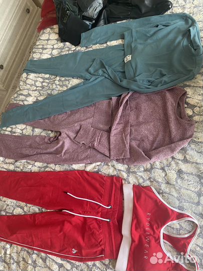 Костюмы для йоги и фитнеса 42-44