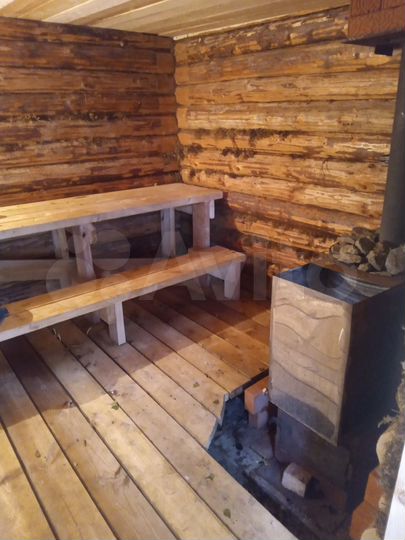 Дом 20 м² на участке 25 сот.