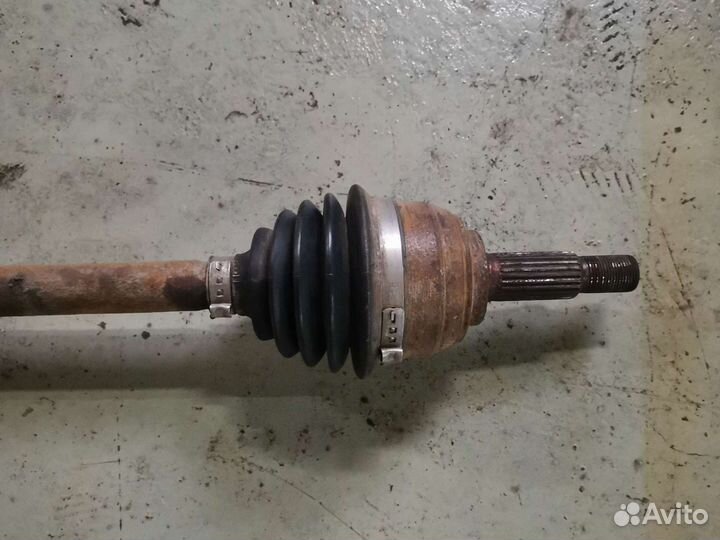 Привод передний правый на ниссан ноте Е11