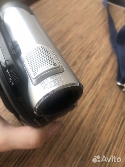 Видеокамера sony handycam