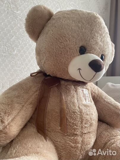 Плюшевый медведь