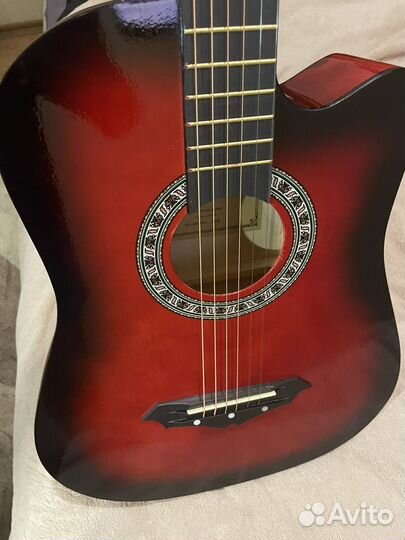 Акустическая гитара Новая