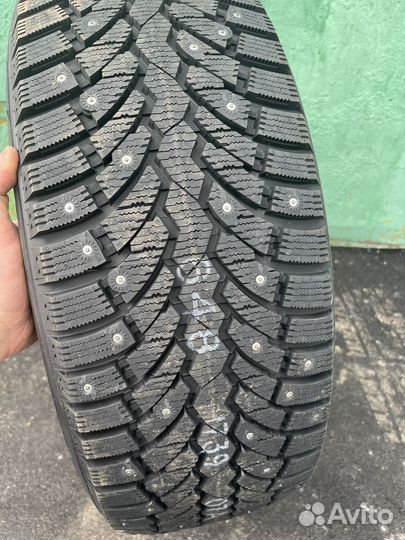 Pirelli Formula Ice 235/55 R18 104T