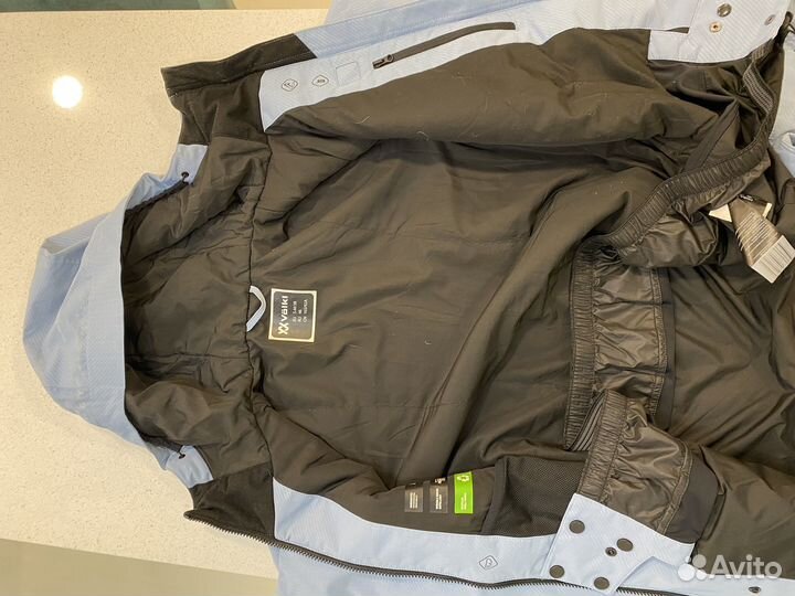 Куртка для сноуборда женская 46