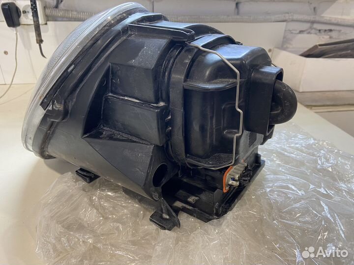 Фара левая porsche cayenne 955