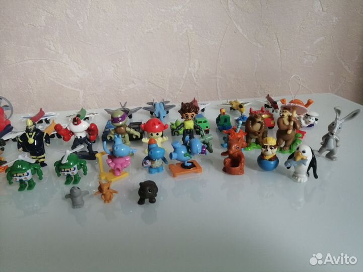 Игрушки из киндер сюрприза