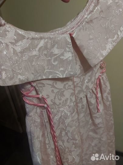 Платье праздничное