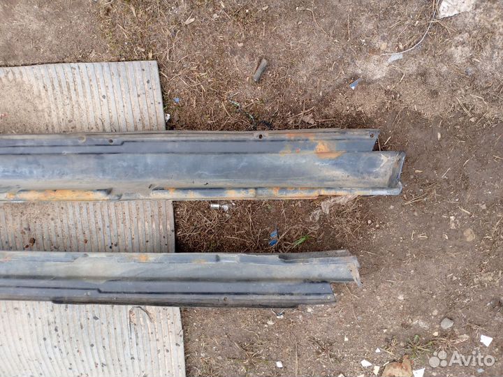 Накладки порогов Приора ваз-2170