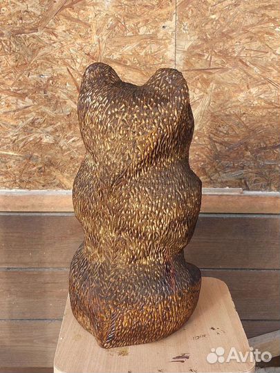 Медведь из дерева (ручная работа)