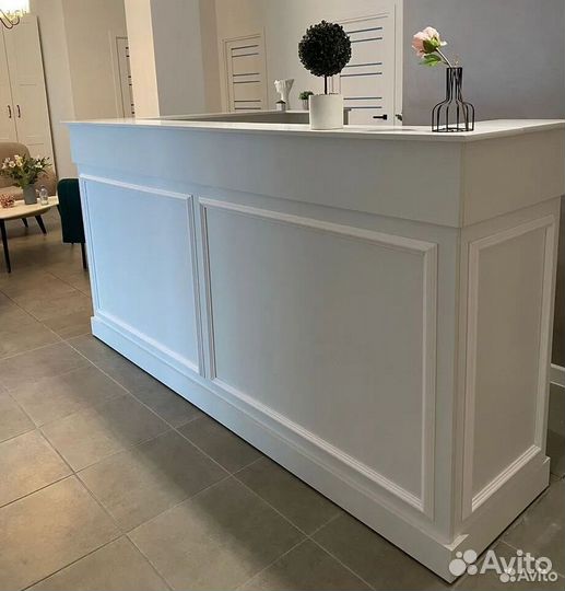 Ресепшн в наличии