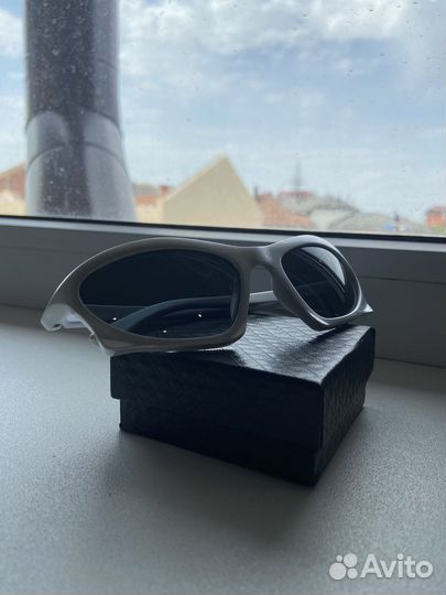 Очки в стиле Balenciaga