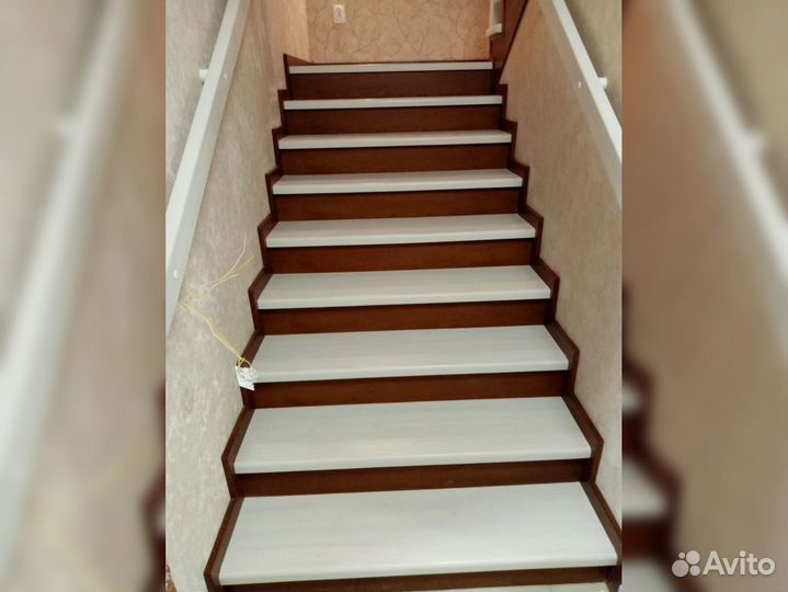 Ступени для лестниц и другие комплектующие К