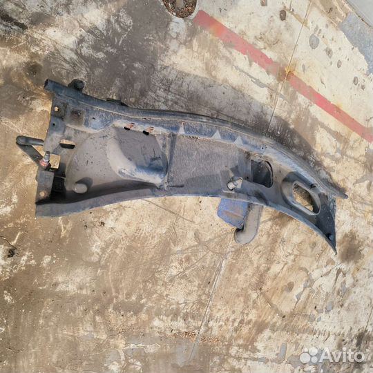 Жабо на форд виндстар 95г