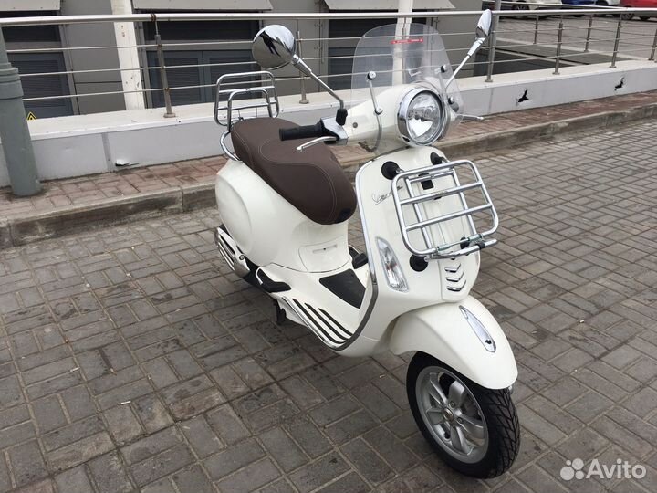Vespa primavera 50