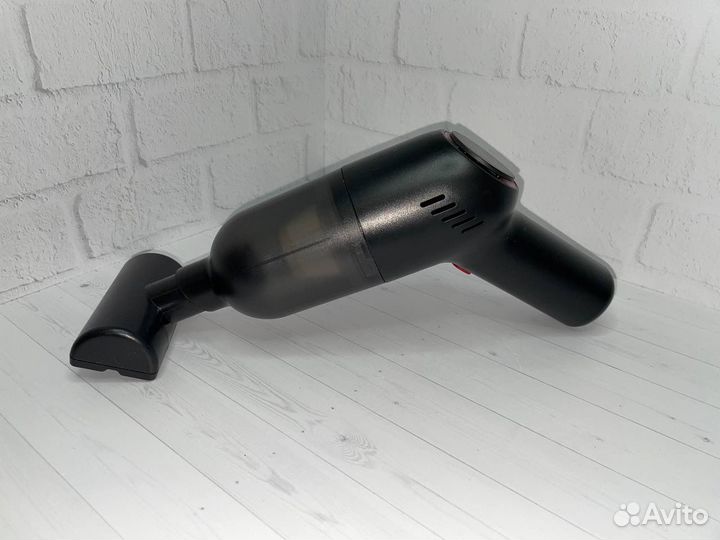 Мощный автомобильный беспроводной пылесос